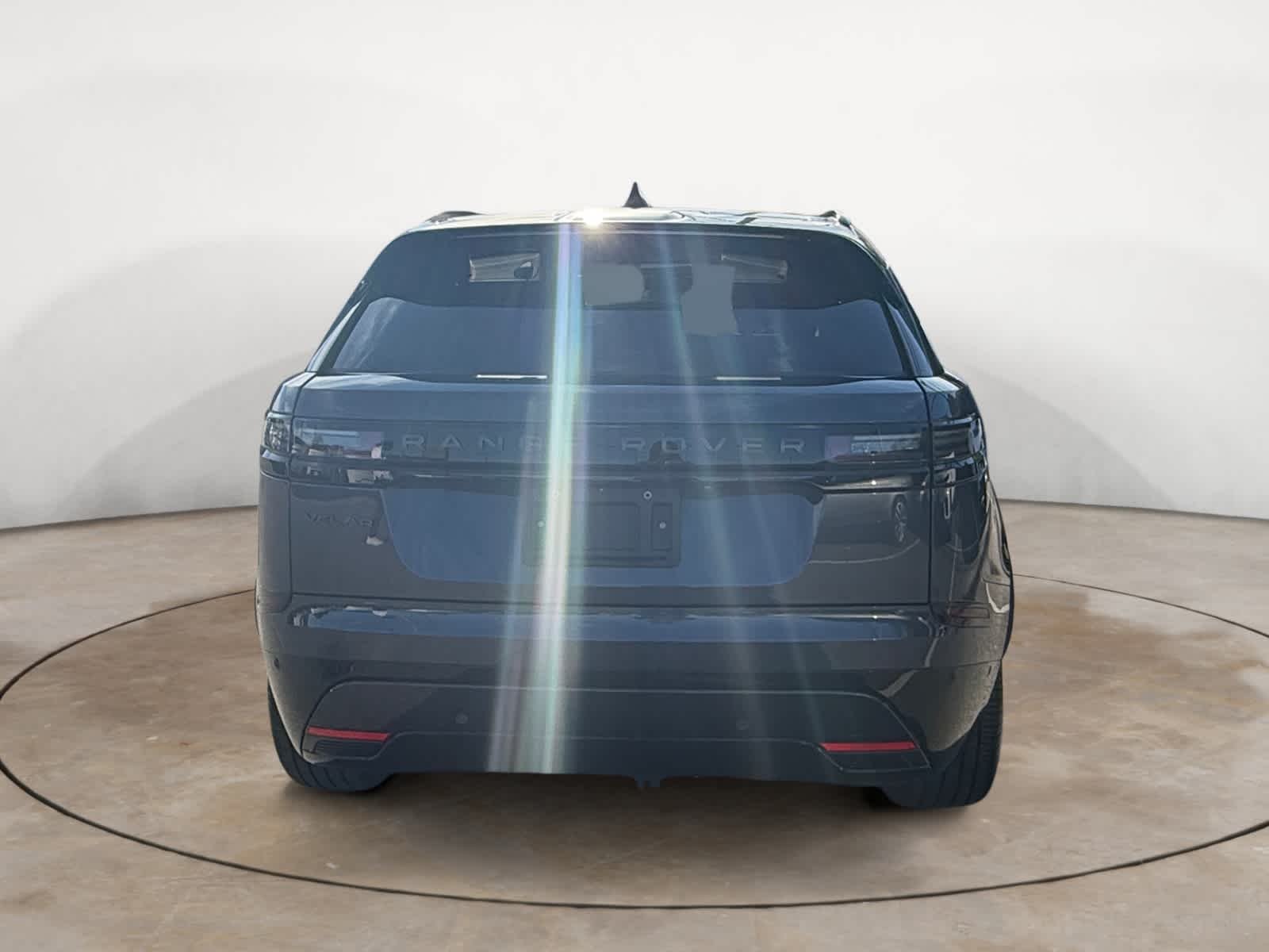 New 2026 Varesine Blue Land Rover Dynamic SE image 4