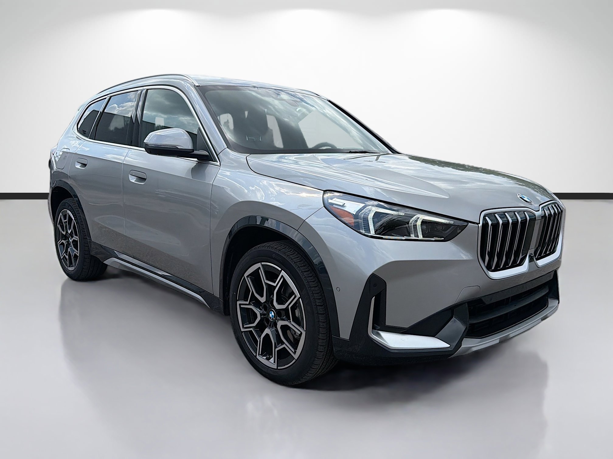 2026 BMW X1 28i