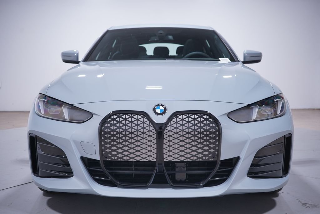 New 2026 Gray Metallic BMW eDrive40 image 4