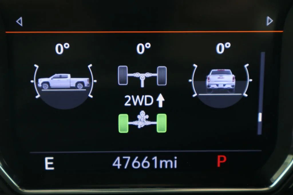 Used 2022 White GMC Denali image 15