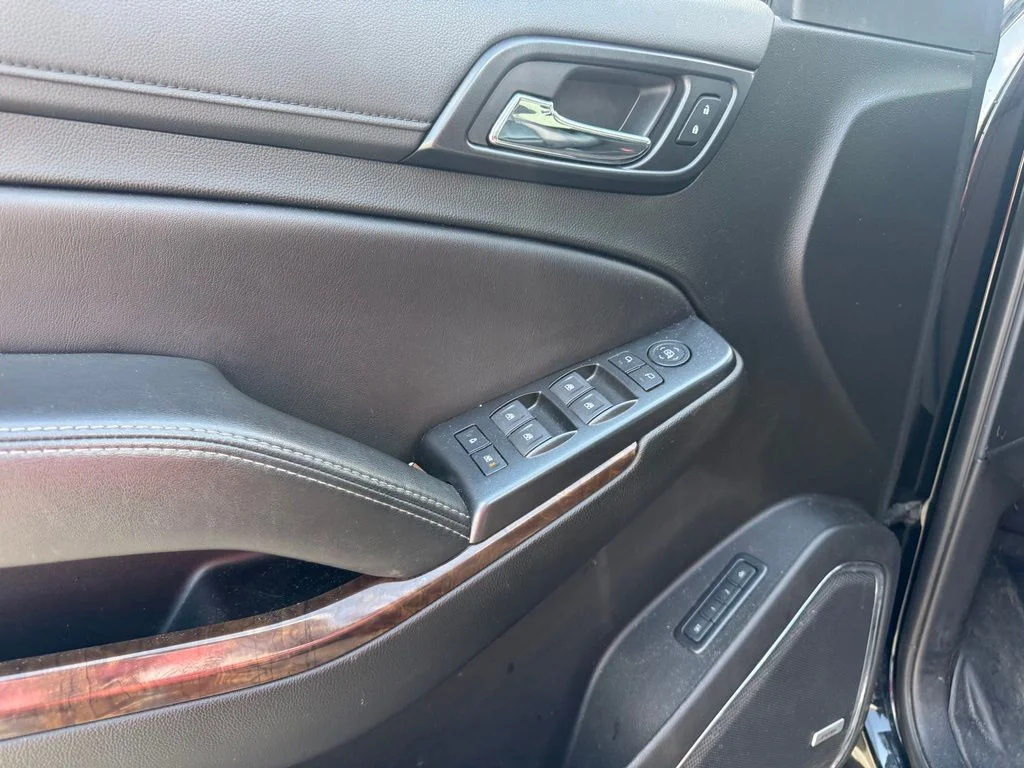 Used 2019 Black Chevrolet LT image 5