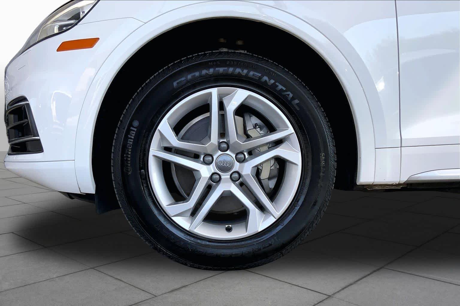 Used 2019 Ibis White Audi Premium image 11