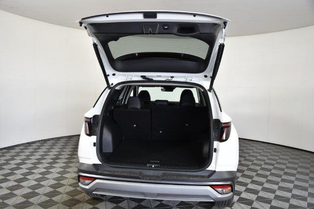 New 2026 White Hyundai SEL Premium AWD image 81