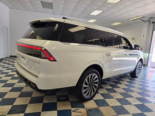 Used 2025 White Lincoln Black Label image 7