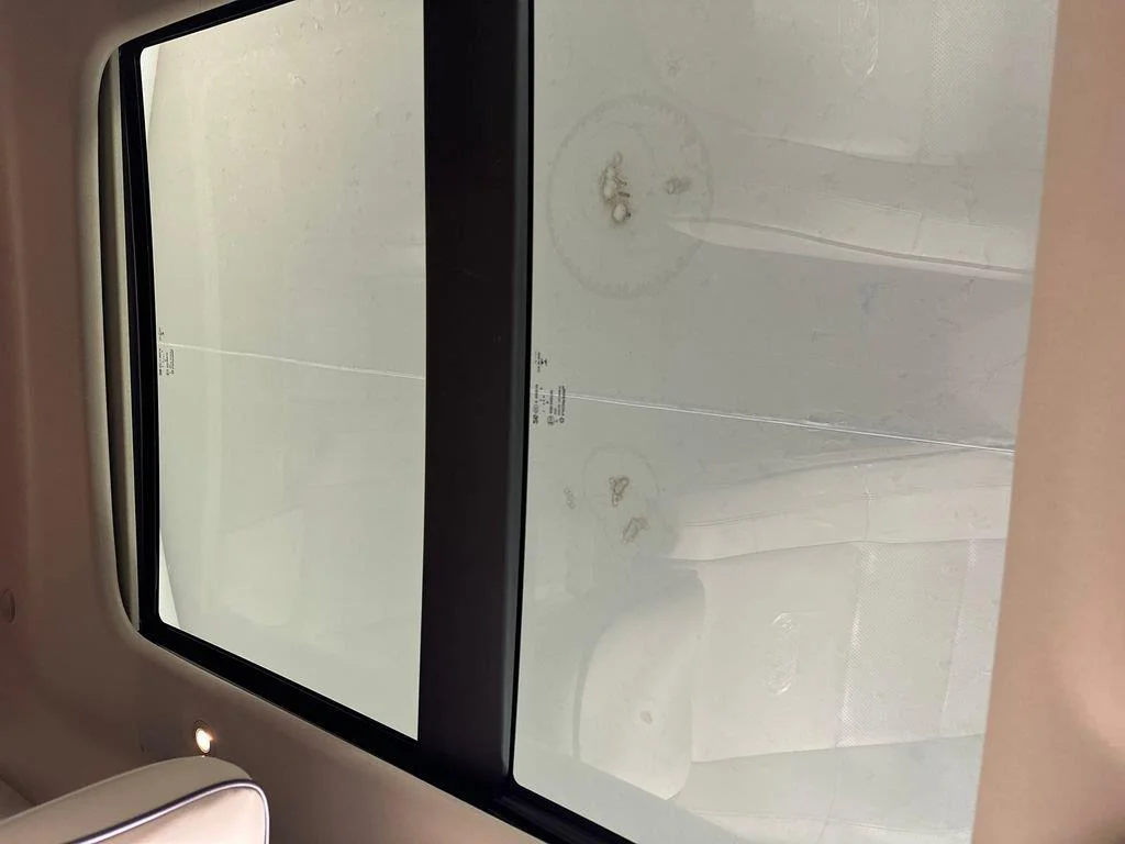Used 2018 Diamond Black Crystal Pearlcoat Jeep Overland image 24