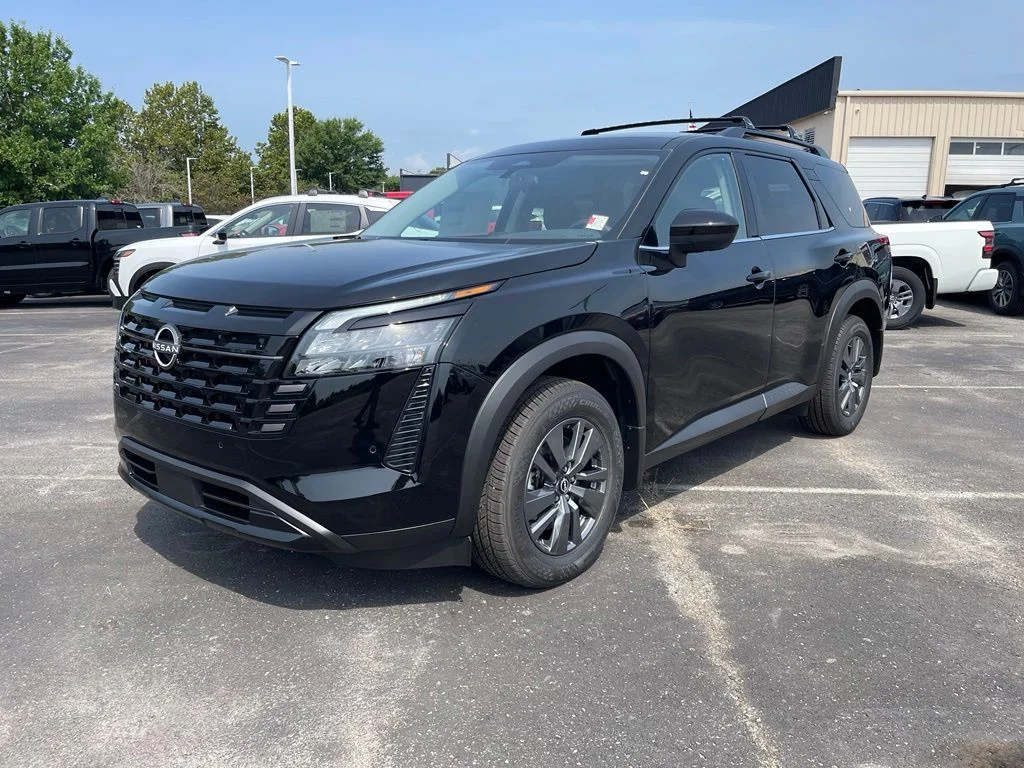 New 2026 Super Black Nissan SV image 2