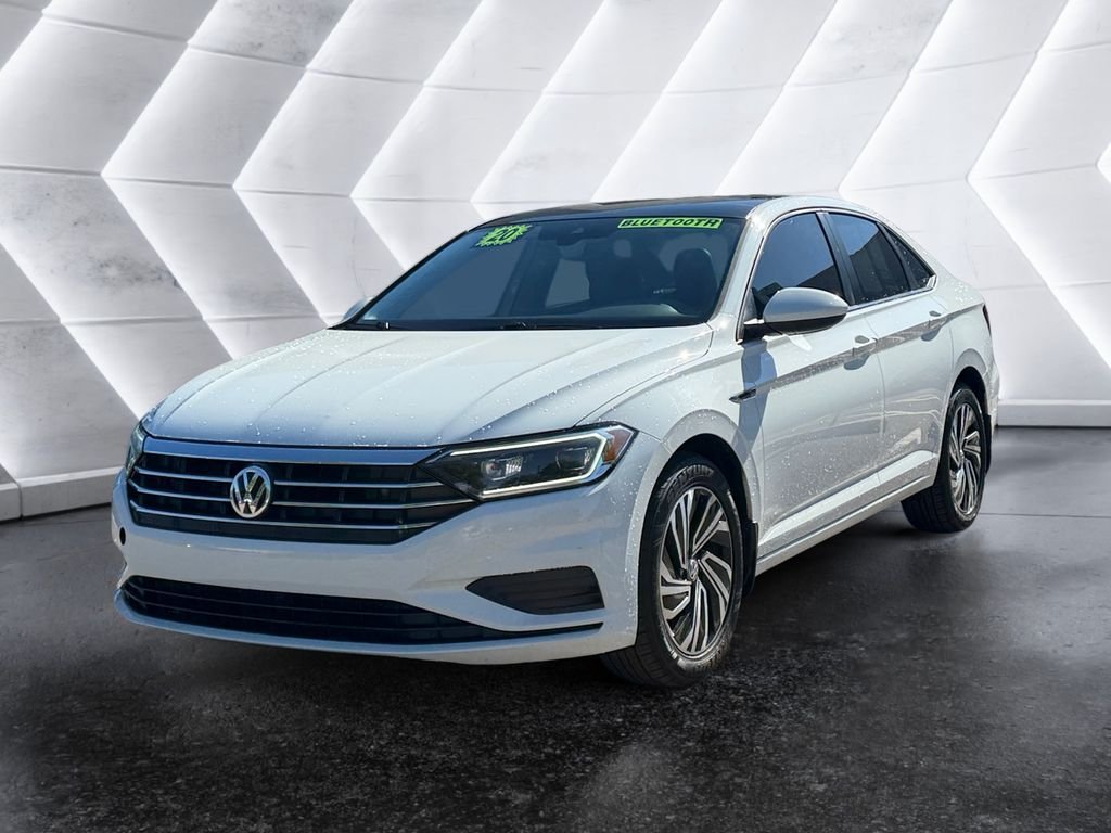 Used 2020 White Volkswagen SEL image 3