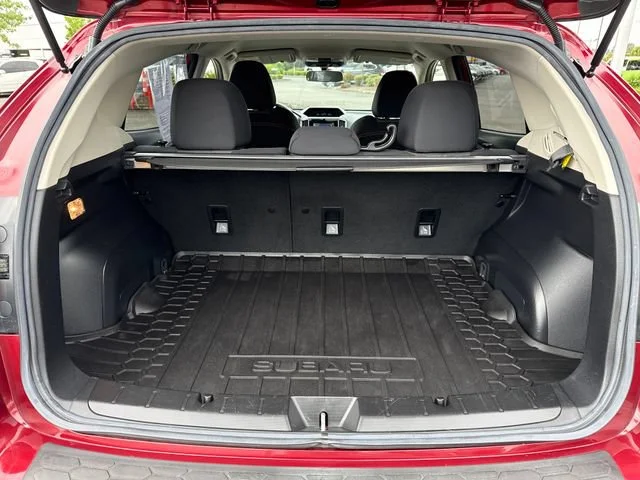 Used 2018 Venetian Red Pearl Subaru Premium image 12