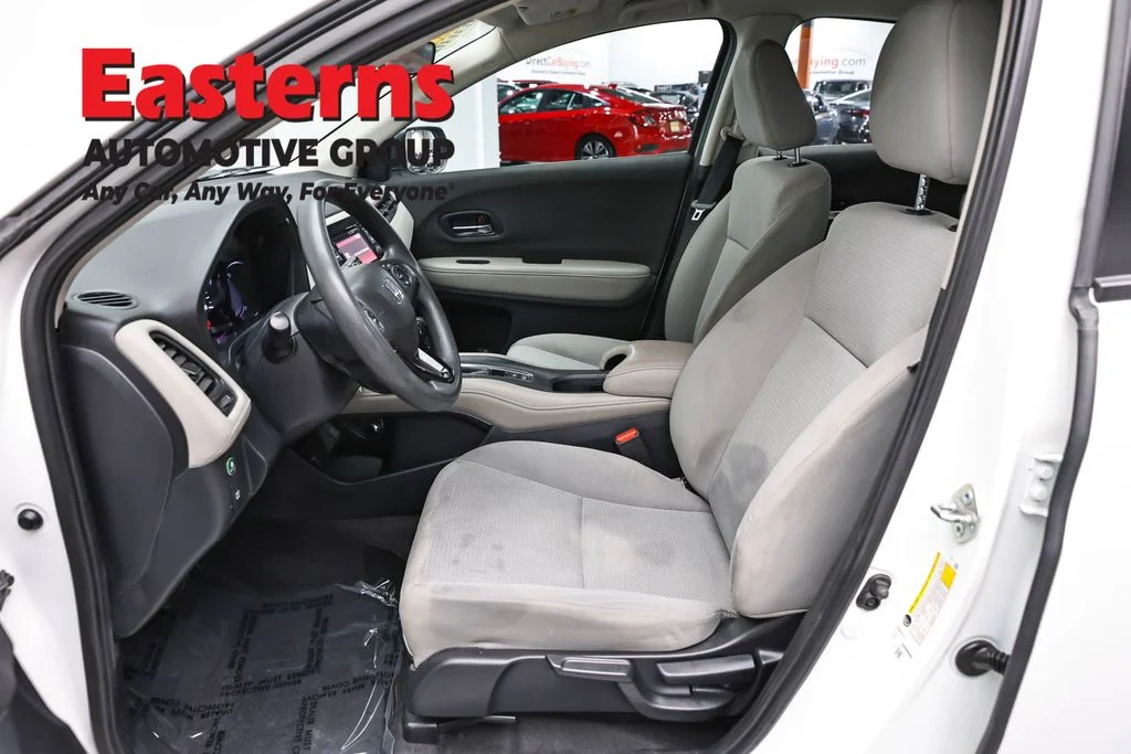 Used 2021 White Honda LX image 13