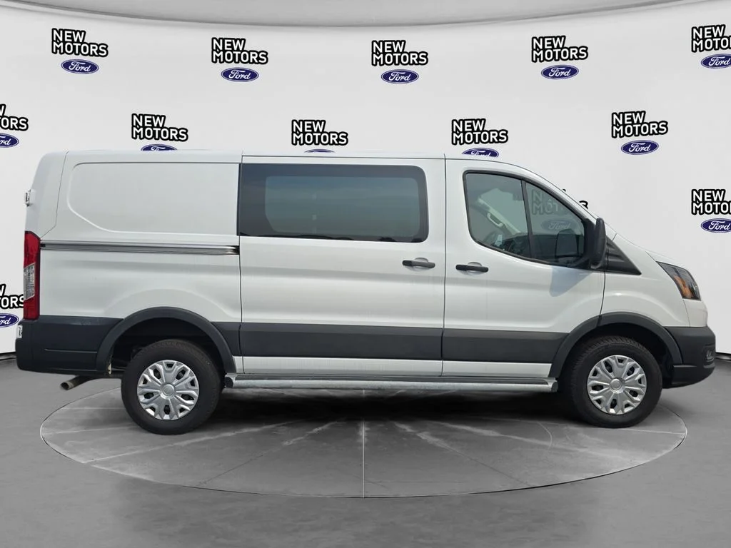 Used 2024 Oxford White Ford Base image 14