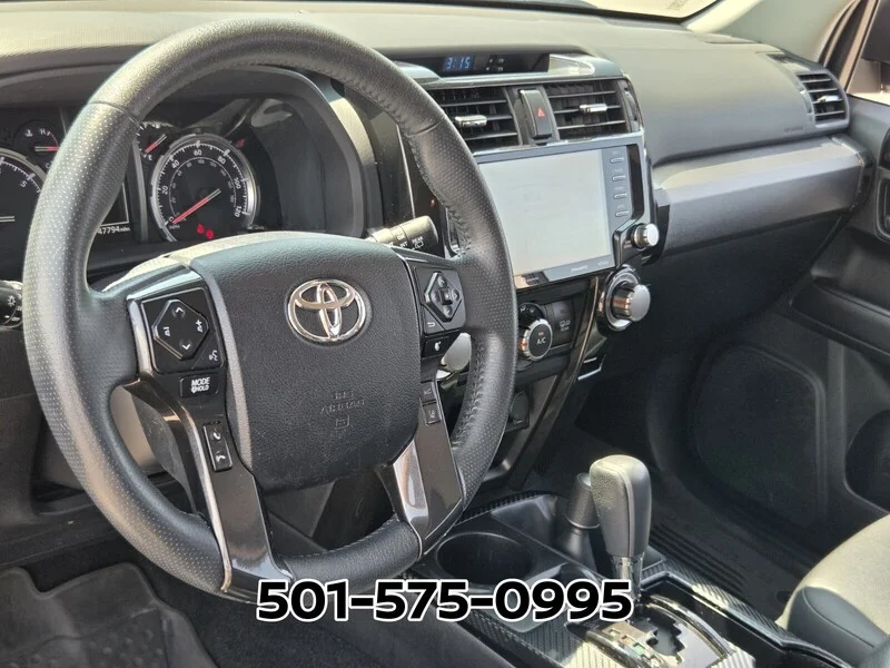Used 2021 Midnight Black Metallic TOYOTA VENTURE 4WD image 9