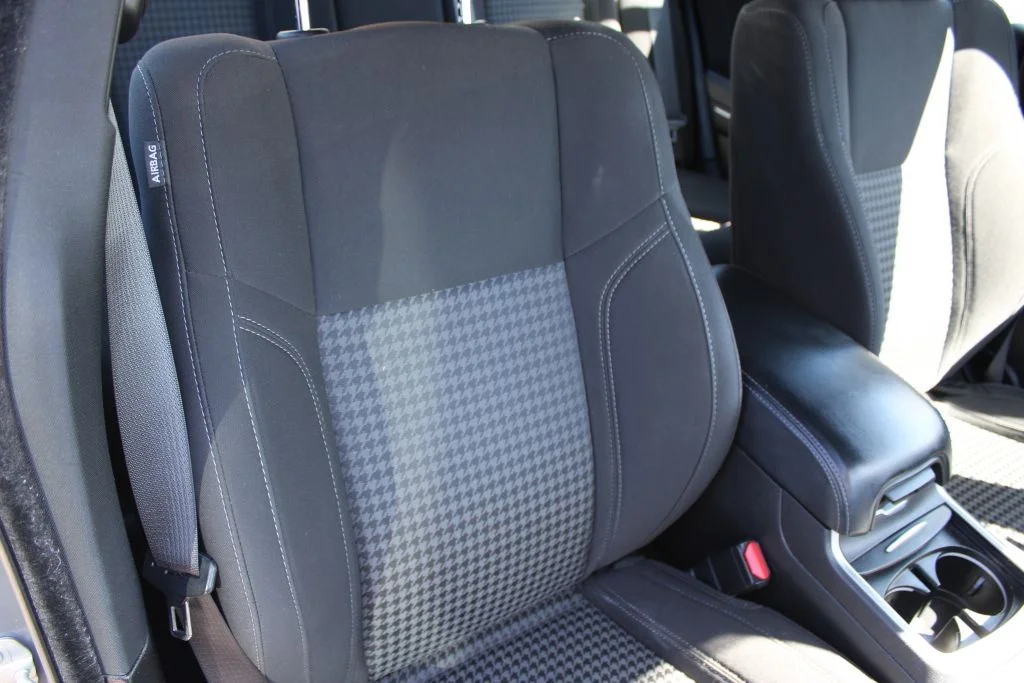 Used 2023 Gray Dodge SXT image 13
