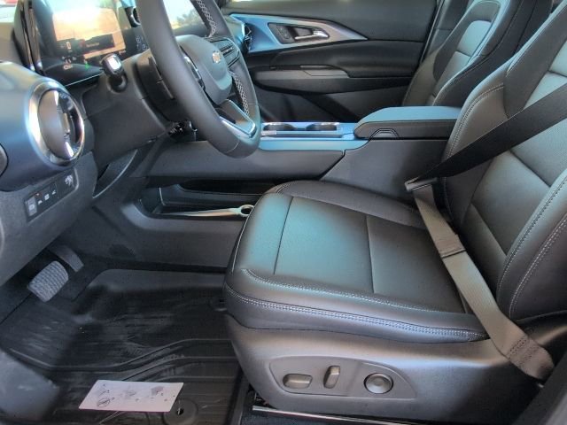 2026 Chevrolet Equinox EV 2LT - Photo 12
