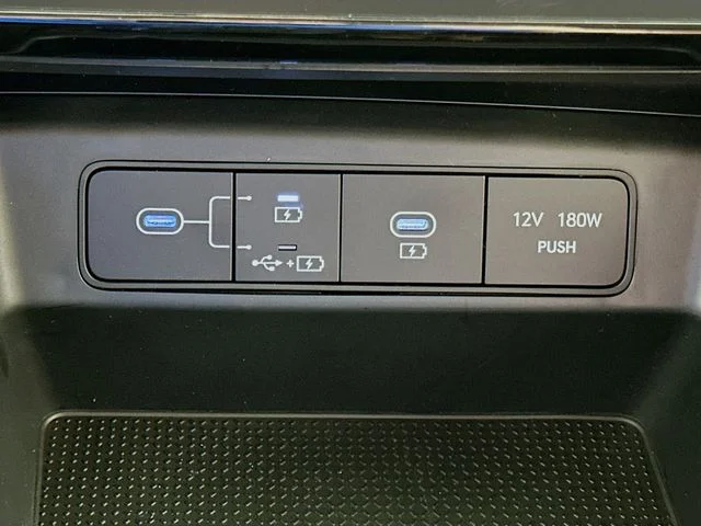 New 2026 Hyundai TUCSON SEL