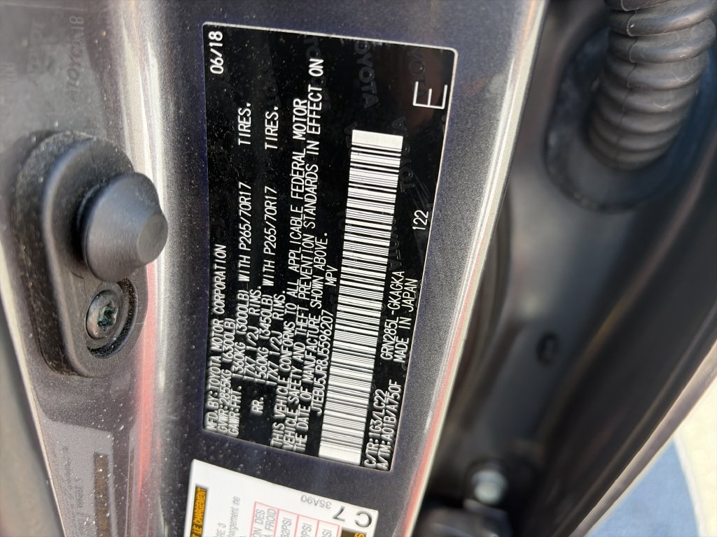Used 2018 Magnetic Gray Metallic Toyota TRD Off-Road Premium image 36