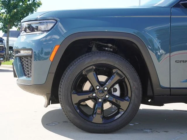 New 2026 Steel Blue Exterior Paint Jeep Limited image 5