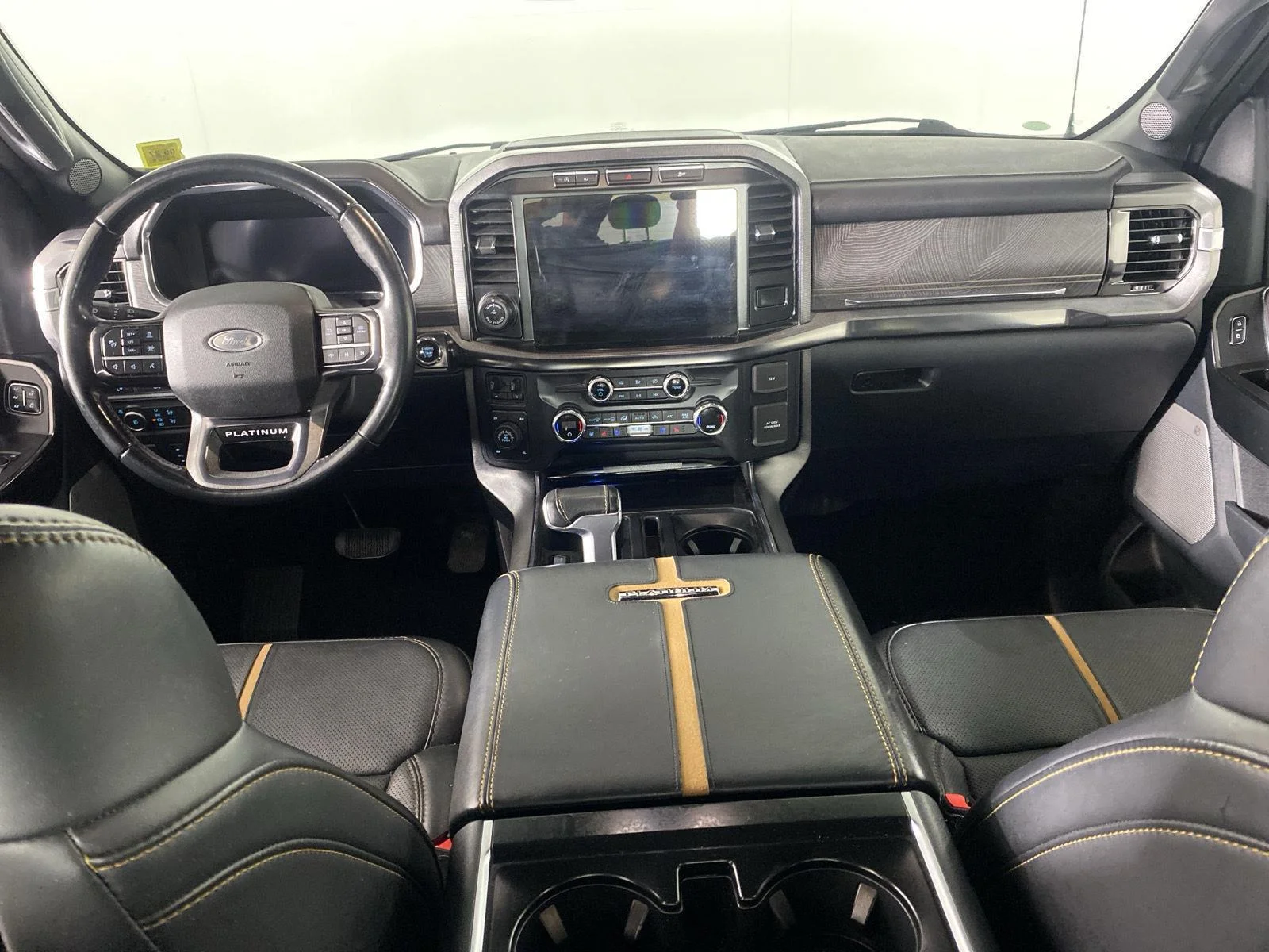 Used 2021 Smoked Quartz Metallic Tinted Clearcoat Ford Platinum image 2