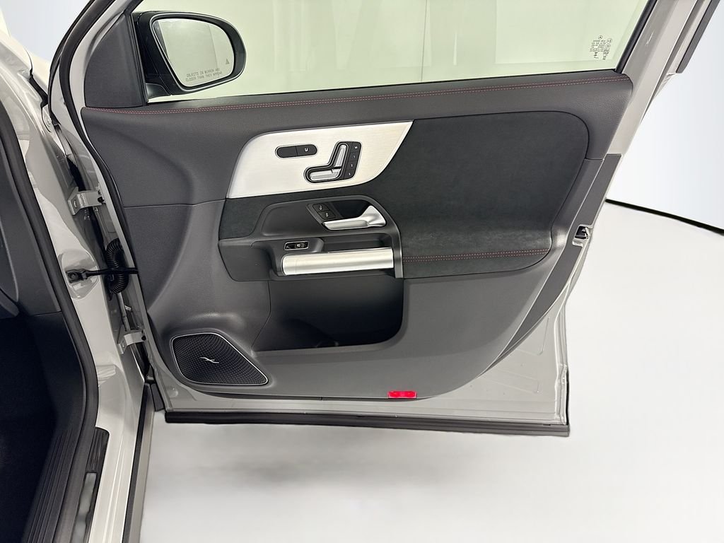 New 2026 MANUFAKTUR Alpine Gray Mercedes-Benz GLA 35 AMG® image 26