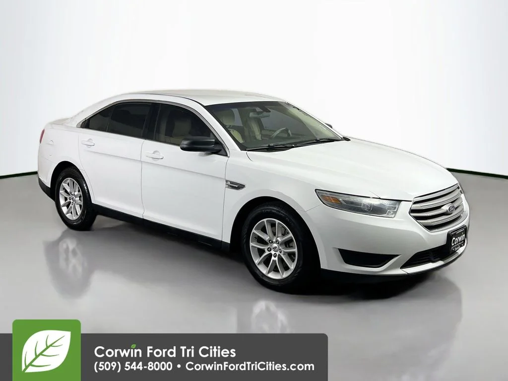 2013 Ford Taurus SE