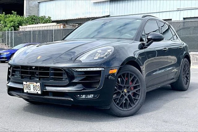 2017 Porsche Macan GTS's photo