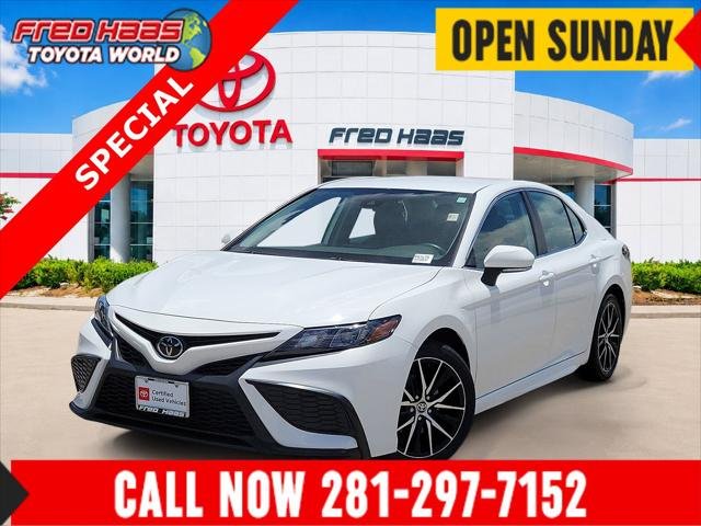 2024 Toyota Camry SE