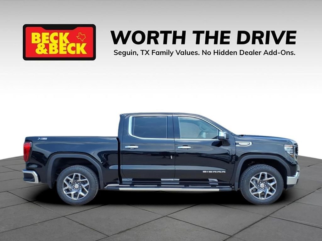 New 2026 Onyx Black GMC SLT image 4