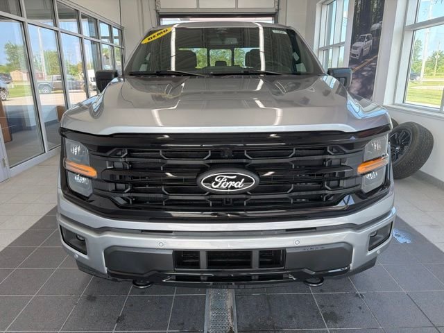 New 2026 Iconic Silver Metallic Ford XLT image 2