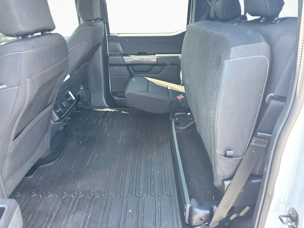 Certified Used 2023 Oxford White Ford XLT image 20