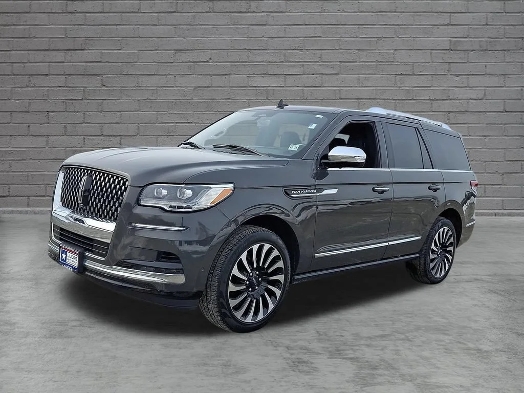 Used 2023 Gray Lincoln Black Label image 6