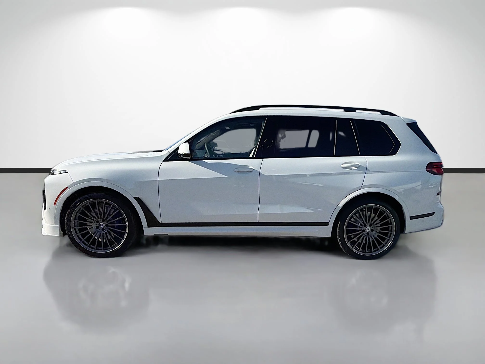 New 2026 Alpine White BMW ALPINA XB7 image 6