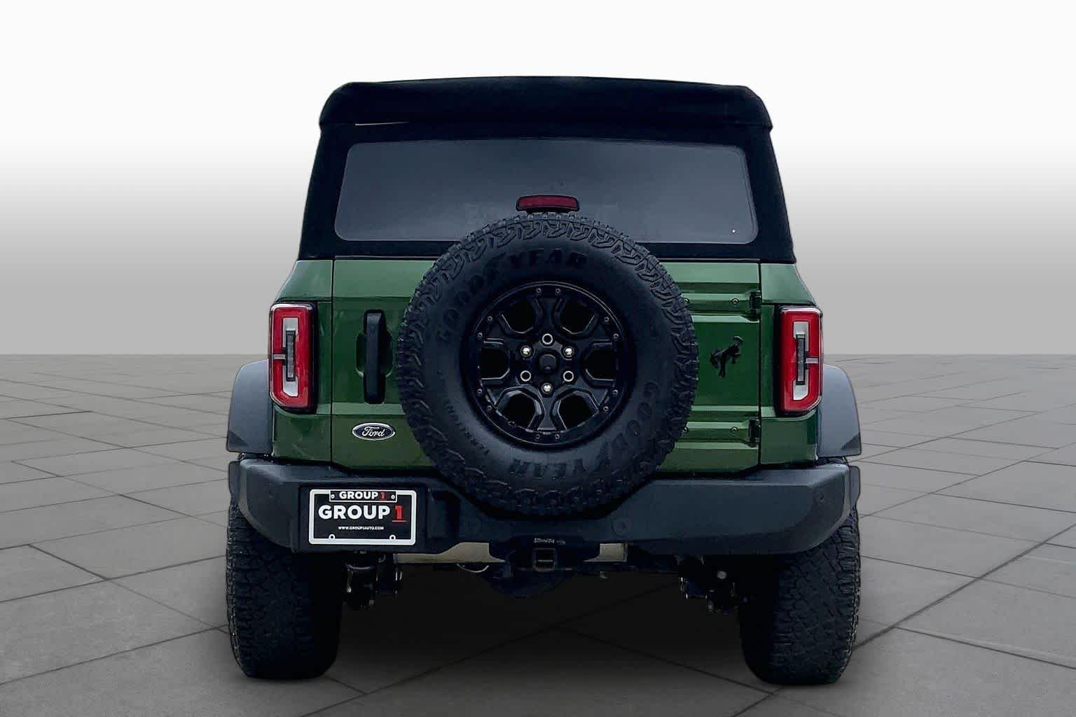 Used 2023 Eruption Green Ford Wildtrak image 5