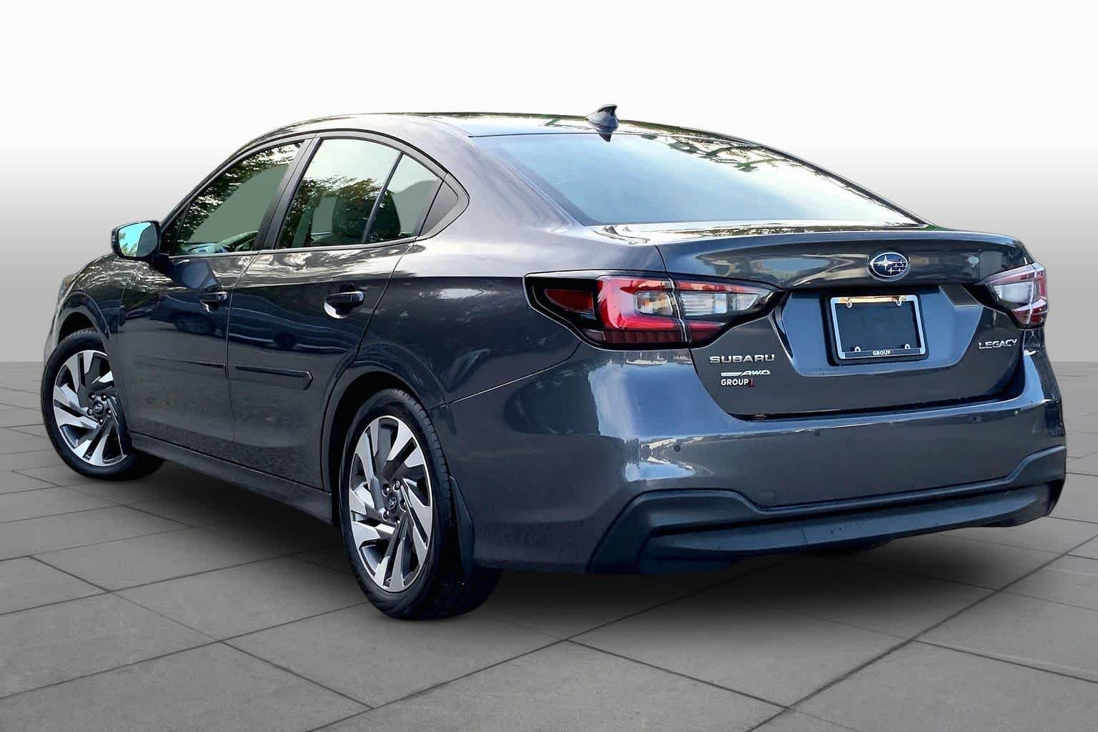 Used 2025 Magnetite Gray Metallic Subaru Limited image 12