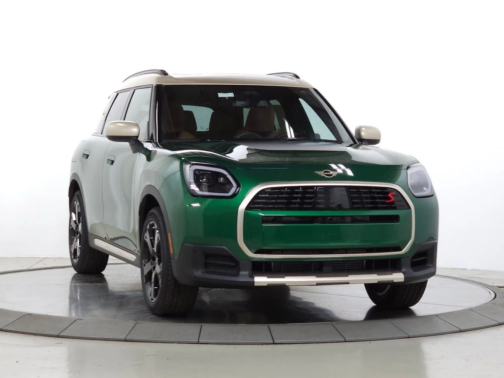 2027 MINI Countryman's photo