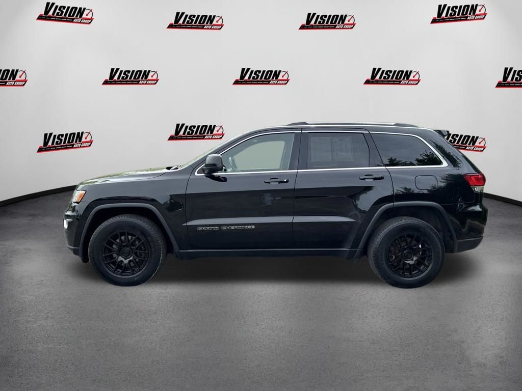 Used 2020 Black Jeep Laredo image 9