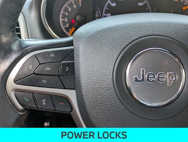 Used 2021 Red Jeep Laredo X image 19