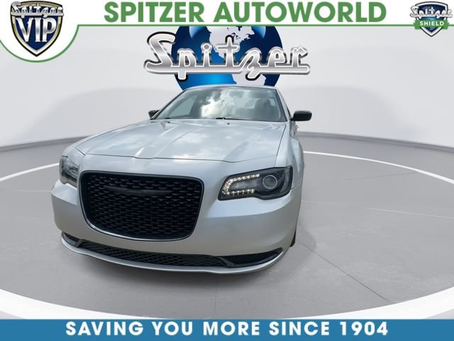 Used 2023 Silver Chrysler Touring image 3