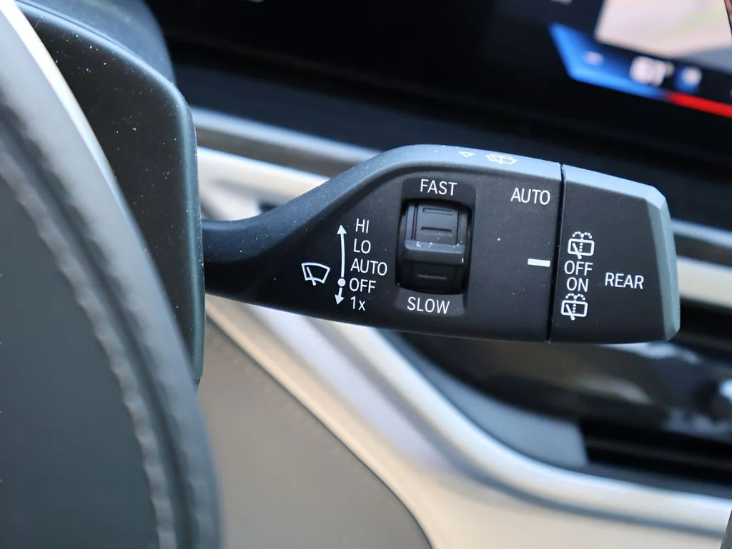 2025 BMW X7 M60i - Photo 36