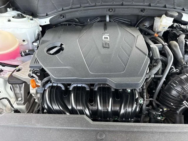 Used 2022 Gray Hyundai SEL image 12