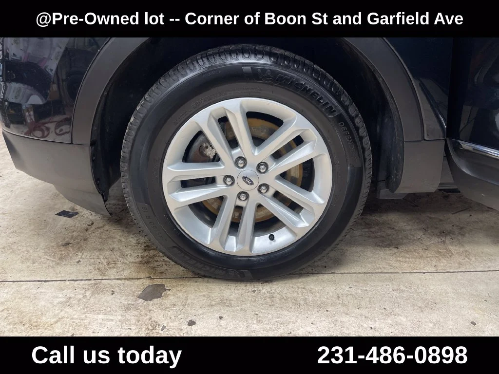Used 2015  Ford XLT image 8