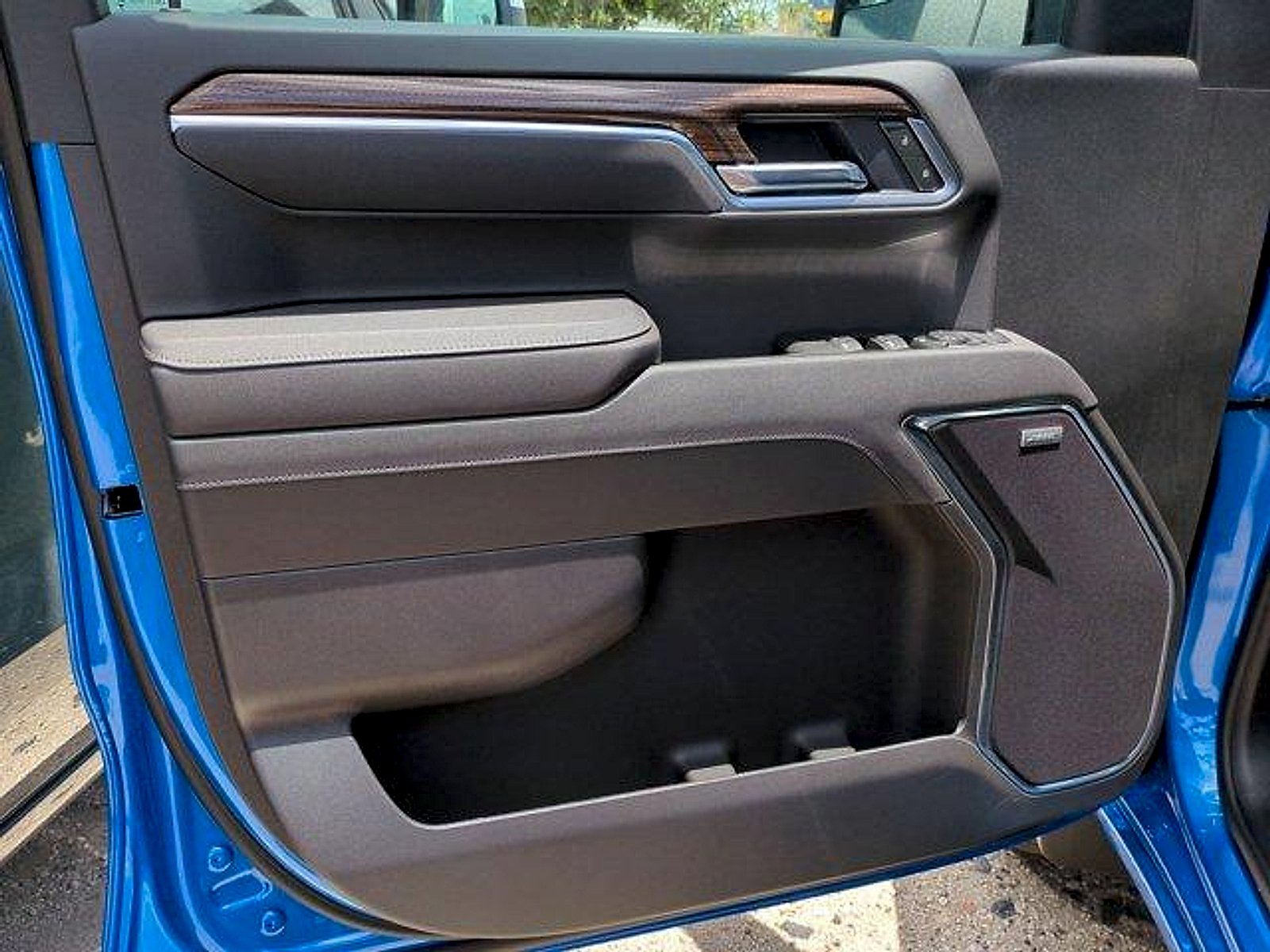 2025 Chevrolet Silverado 1500 RST - Photo 23