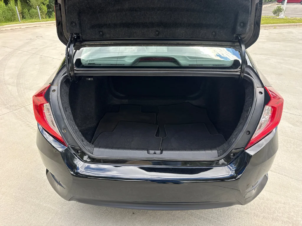 Certified Used 2018 Crystal Black Pearl Honda LX image 33