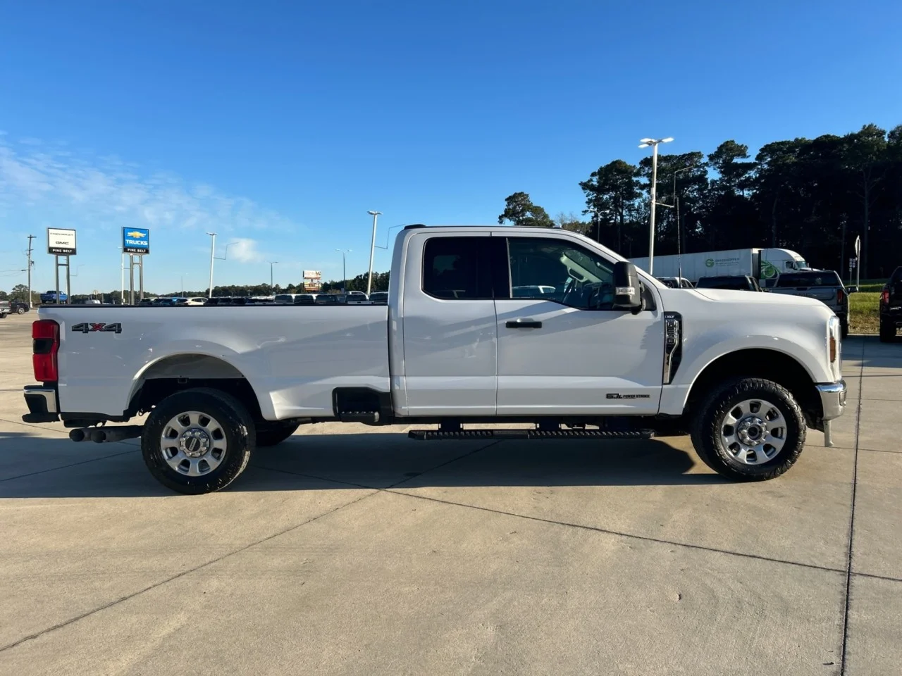 Used 2024 White Ford XL image 2