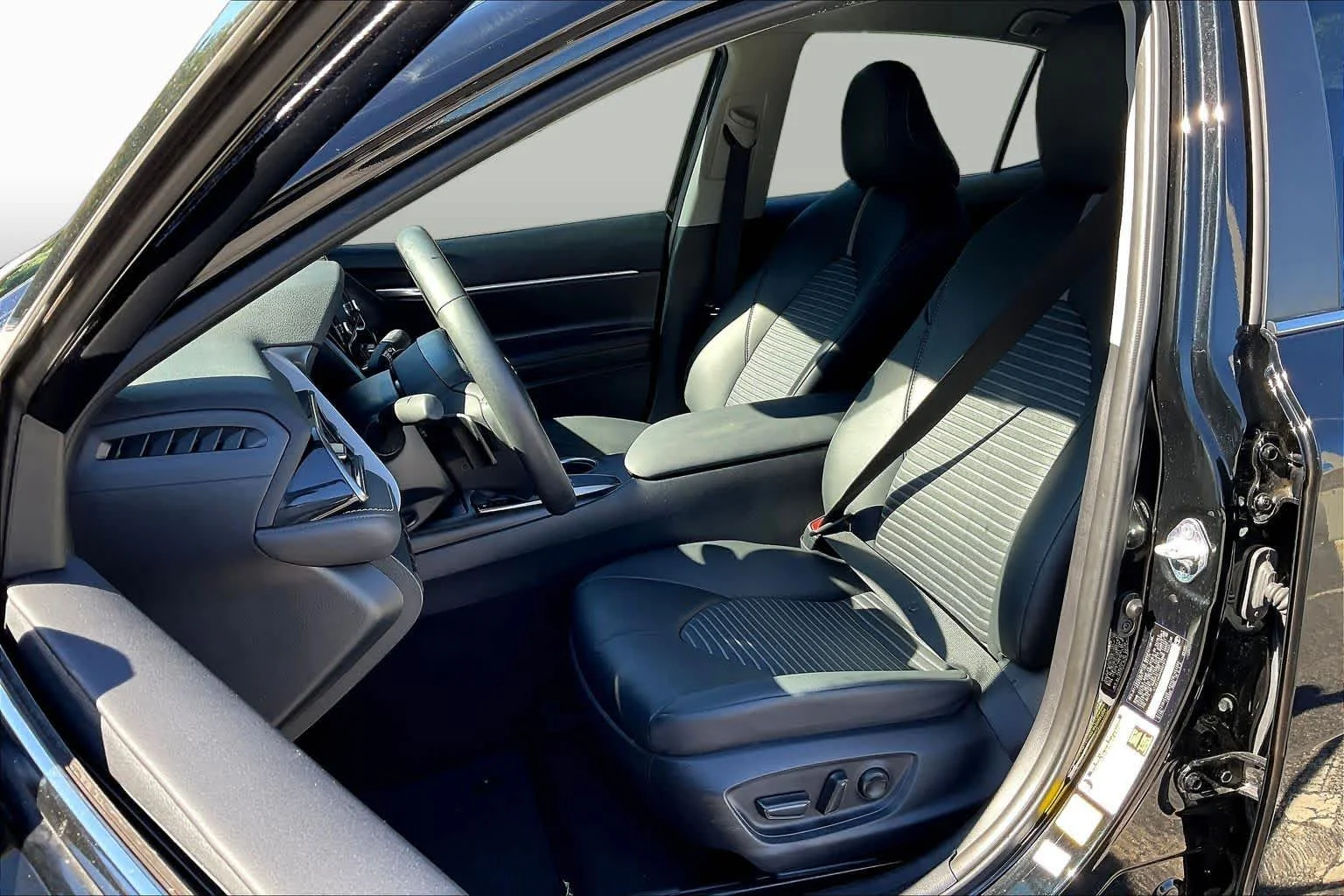 Used 2024 Midnight Black Metallic Toyota SE image 8