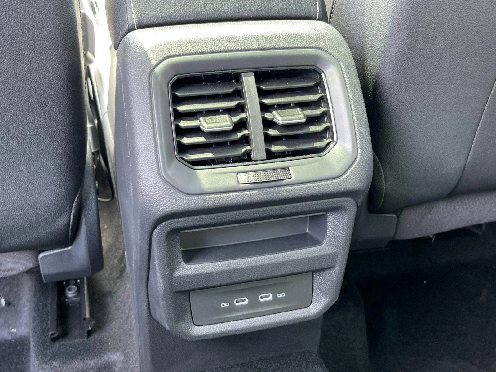 New 2026 Deep Black Pearl Volkswagen SEL image 34