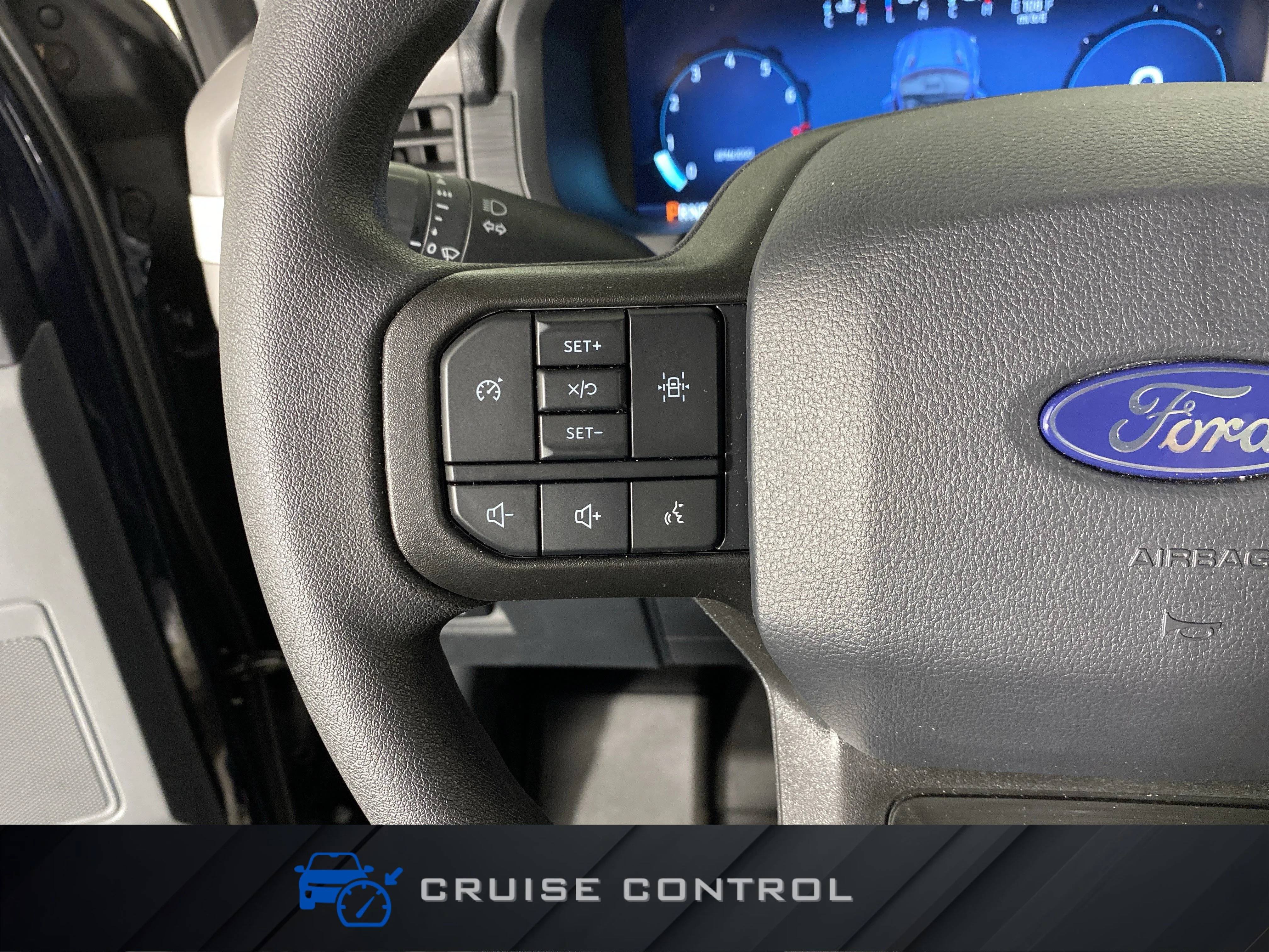Used 2025 Blue Metallic Ford XL image 22