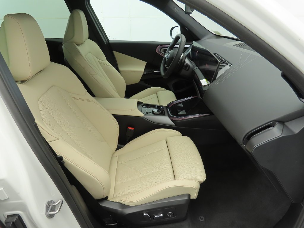 Certified Used 2026 White Metallic BMW 30 xDrive image 21