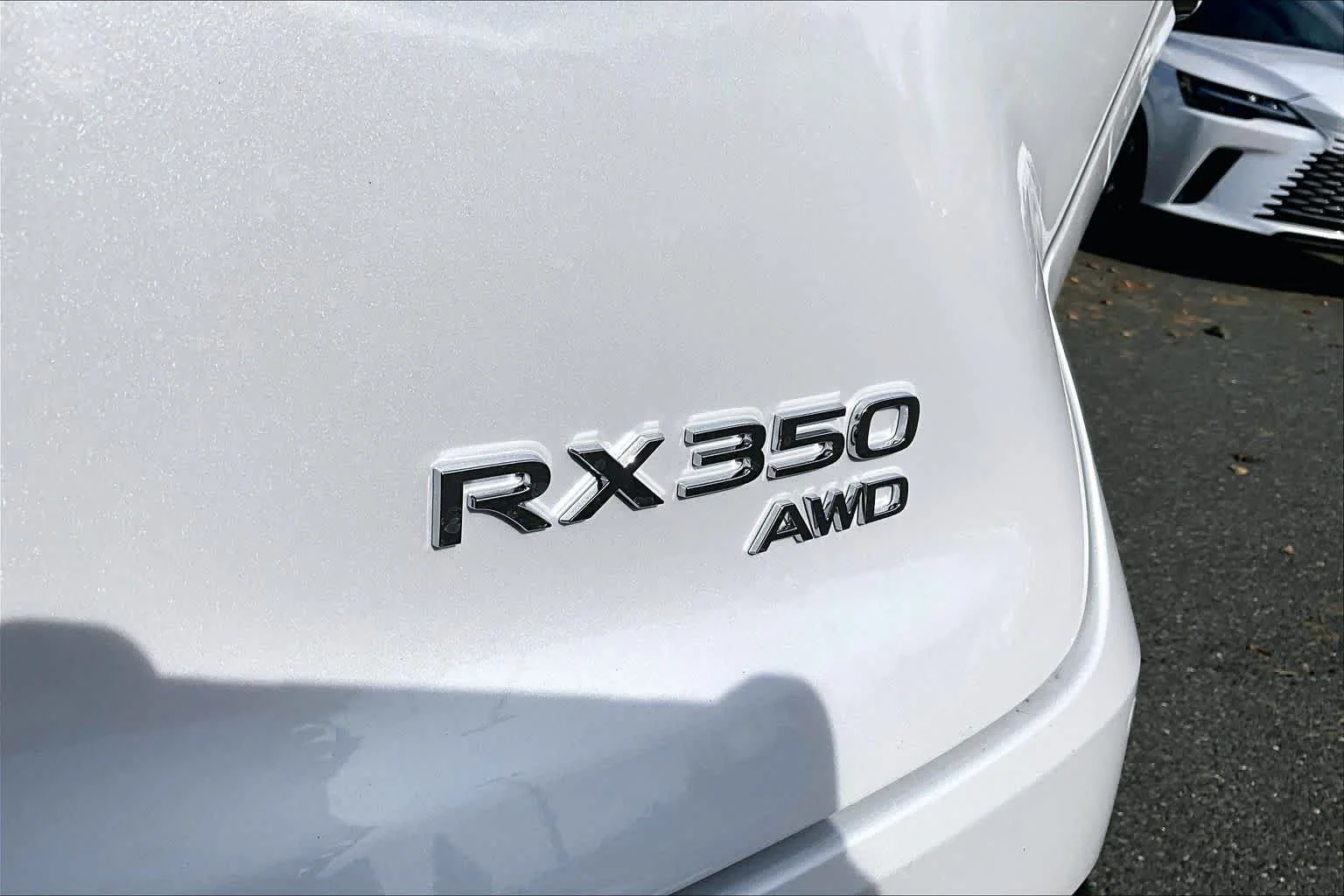 New 2026 Eminent White Pearl Lexus PREMIUM PLUS image 15