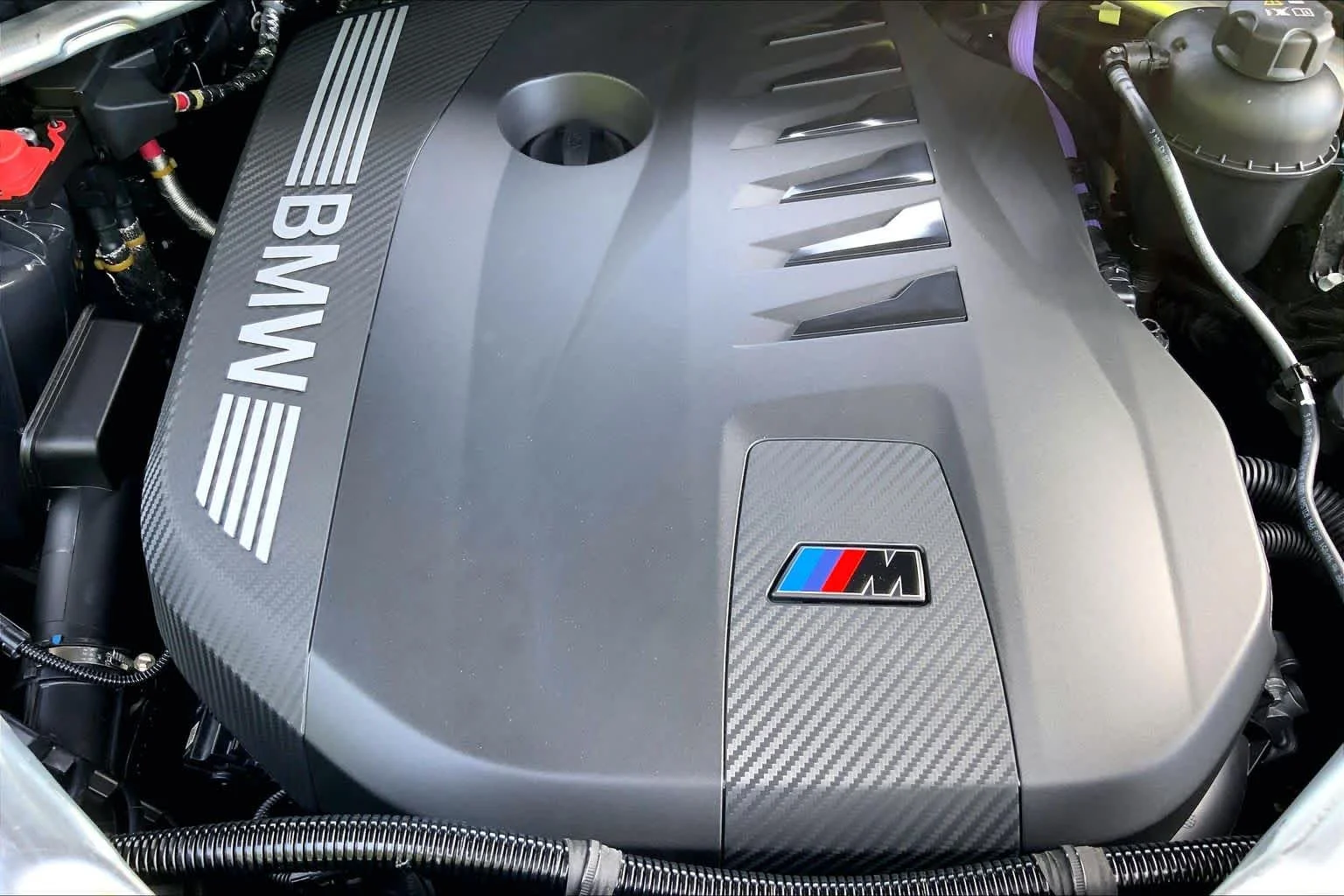 New 2027 Dravit Grey Metallic BMW xDrive40i image 17
