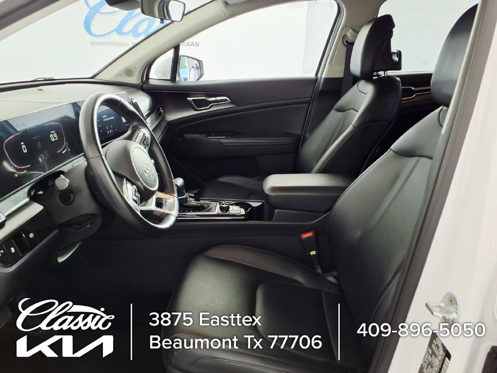Used 2023 White Kia EX image 13