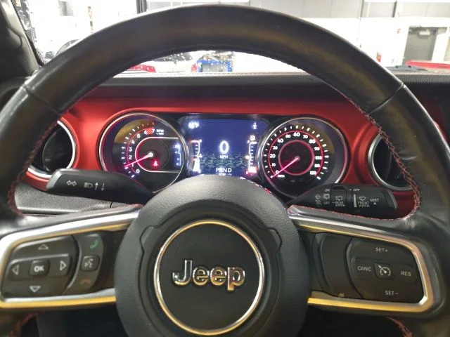 Used 2020 Silver Jeep Unlimited Rubicon image 17